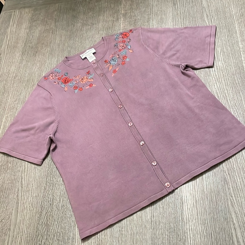 Women’s sweater